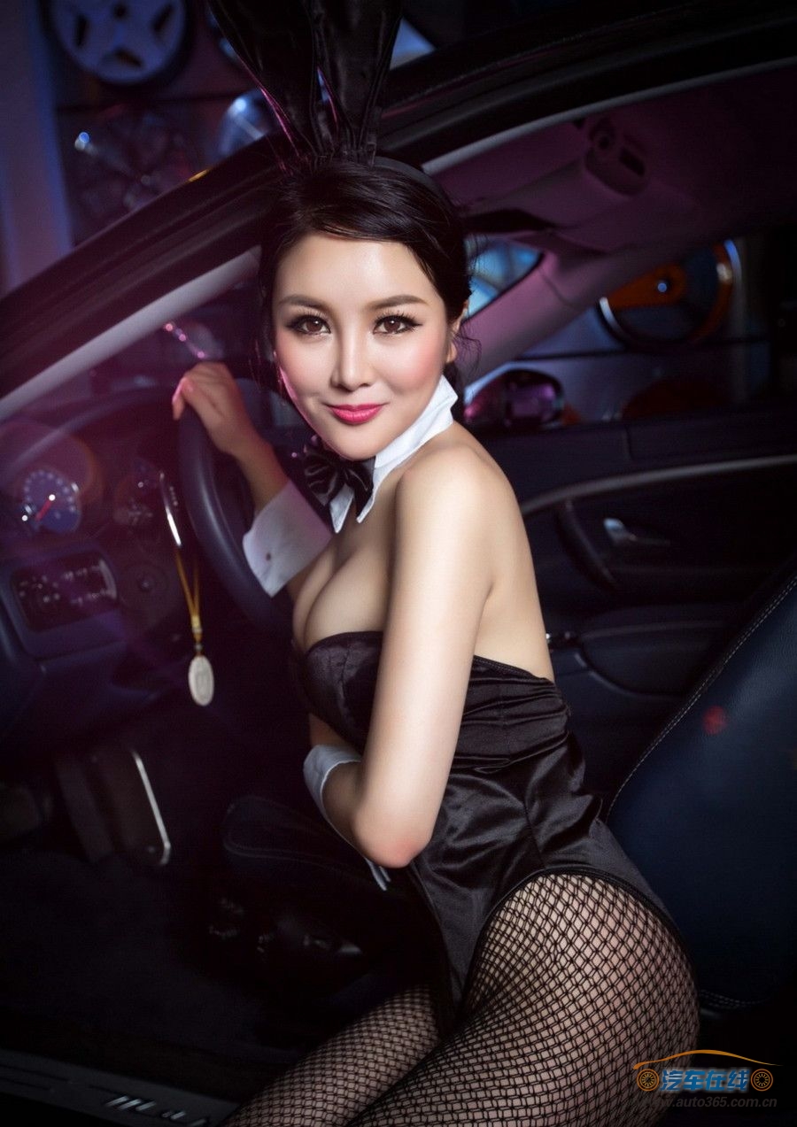 美女嫩模陈子涵长腿黑丝性感诱惑高清图片