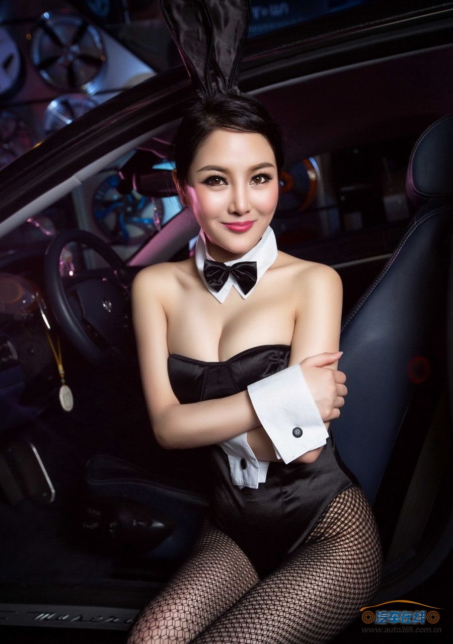 美女嫩模陈子涵长腿黑丝性感诱惑高清图片