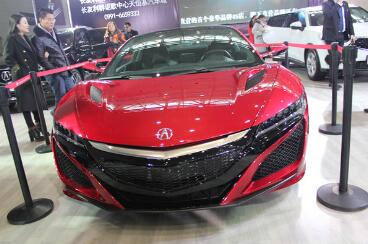 ACURA NSX惊艳亮相2017新疆双十二冬季国际车展