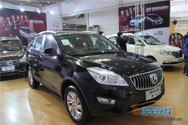 T动力SUV-S50 北汽威旺S50新疆315车展探馆