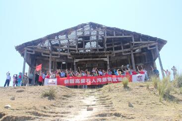 新疆高盛三菱车队乌鲁木齐石人沟燃情试驾团购会圆满结束