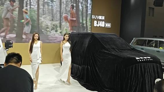 北京汽车BJ30旅行家乌鲁木齐上市，10万级轻越野SUV引关注