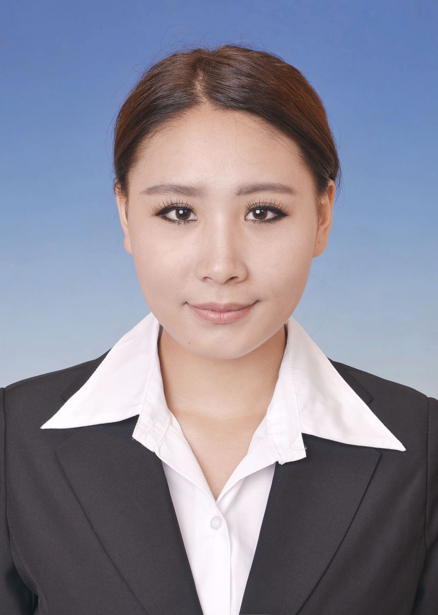 何艳